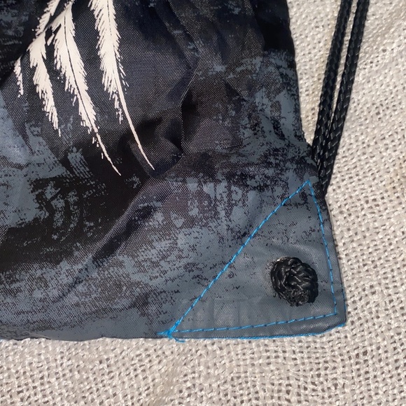 BUCKLE Y2K drawstring backpack! - Picture 11 of 11